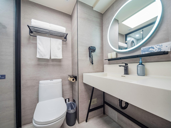 Bathroom 4, Hanting Hotel Chengdu Wuhou Ci Yongfeng, Chengdu