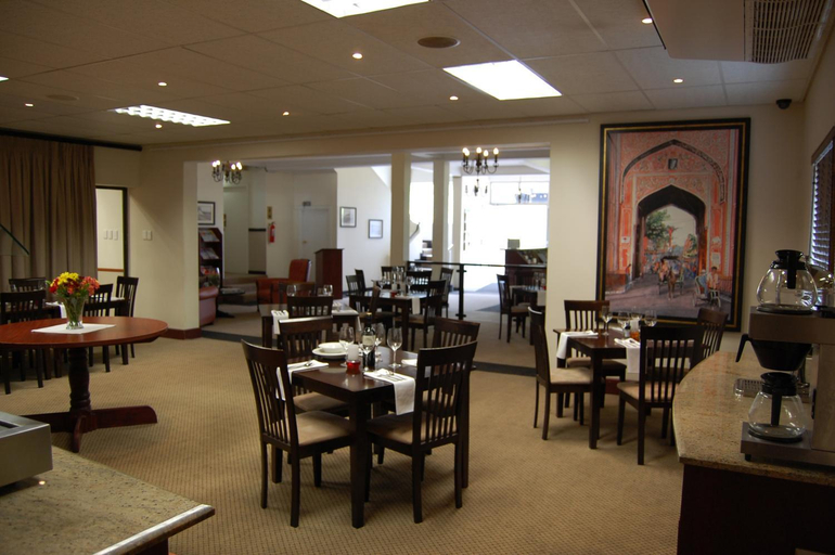 Food & Drinks 5, Bluewaters Hotel, Buffalo City