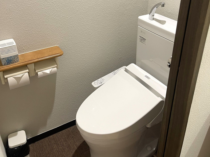 Bathroom 4, Gion Shinmonso, Kyoto