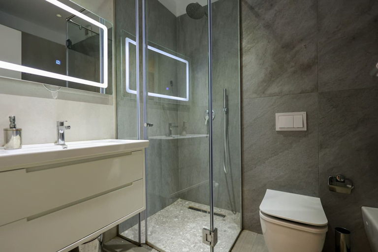 Room 5, Sanpietro Vacation Apartment 034, Durrësit