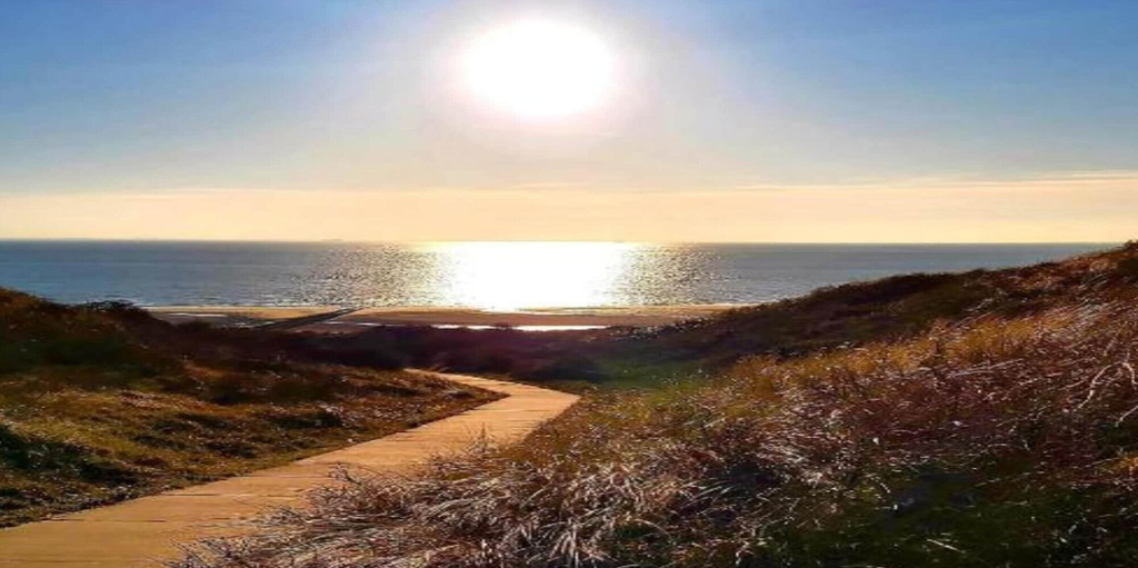 View from property 2, Romantic Getaway Near Beach, Veere