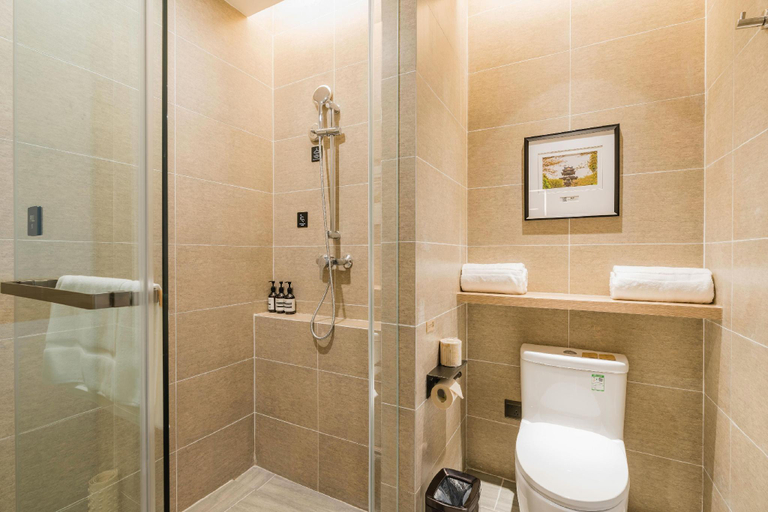 Bathroom 3, Atour Hotel Wuxi Sanyang Square, Wuxi