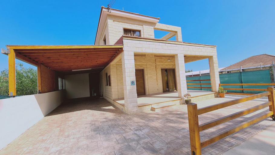 Exterior & Views 2, 25 AN - Pernera House