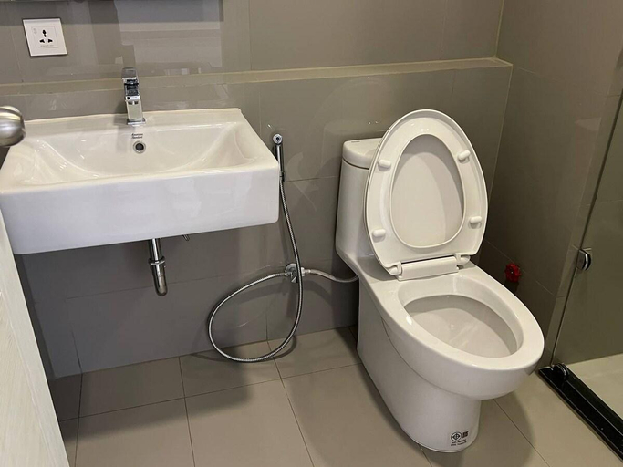 Bathroom 4, Parkland Apartment / Condo rental, Ruessei Kaev