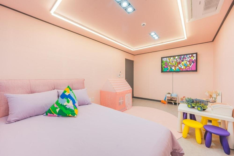 Bedroom 2, Yeonhuijae Pool Villa Private Beomeo Branch, Yangsan