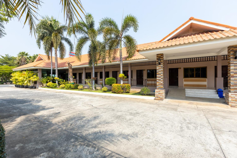 Exterior & Views 1, Manee Sangkha Hotel, Sangkha
