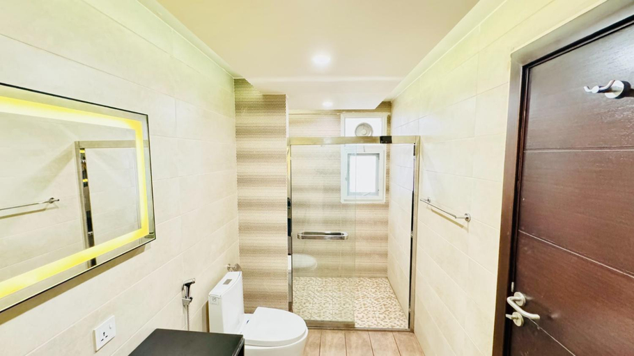 Bathroom 3, Said's Suites Elysium Tower Opposite to Centaurus Mall, Islamabad