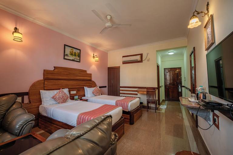 Bedroom 3, Hotel Presidency, Bangalore Rural