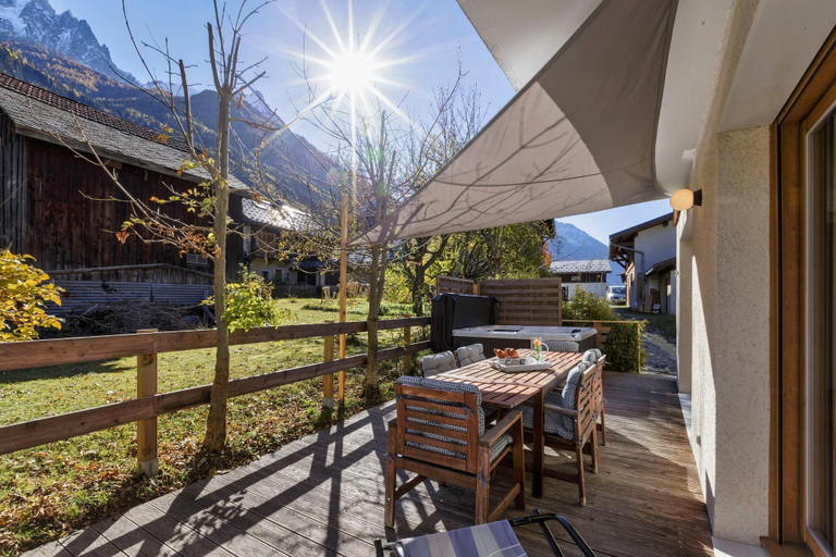 Room 2, Chalet Le Grepon in Chamonix, Haute-Savoie