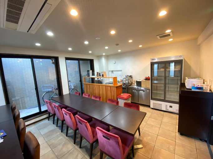 Food & Drinks 2, Omori Happy Smile Hotel-Self Check In, Ōta