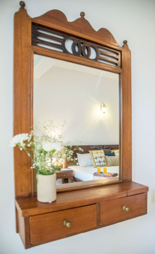 Room 4, Frangipani - Hidden Gem of Goa w Pool Field View, North Goa