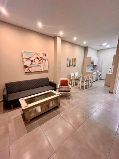 Others 5, Vial Suites GP, Córdoba