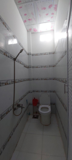 Bathroom 4, NHA NGHI BINH DAN SO 3, Bạc Liêu