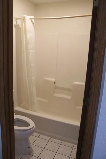 Others 2, Budget Inn- Greenville, Bond