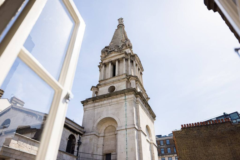 Room 3, 2 Bed Homely Apartment Near British Museum, London