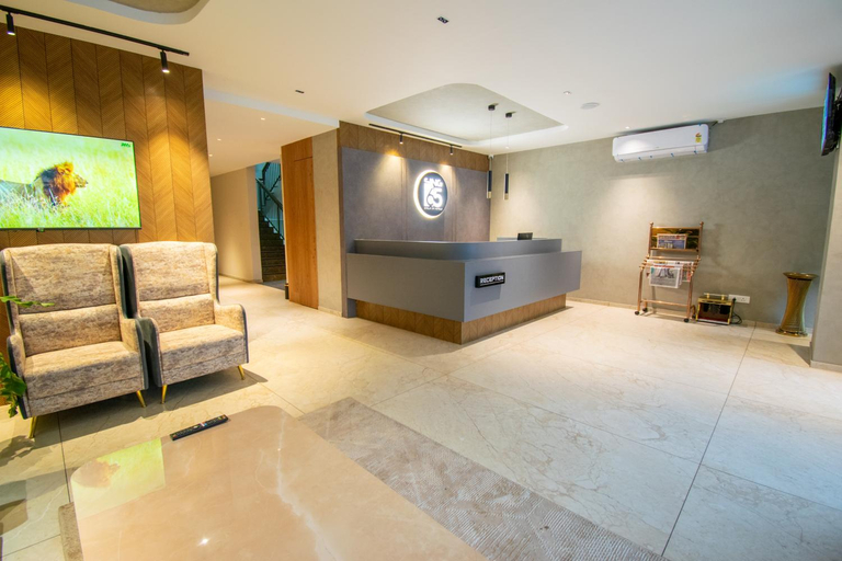 Public Area 2, Hotel Sing 65, Bangalore