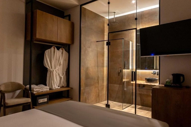 Bedroom 3, Mae Select Hotel, Sarandës
