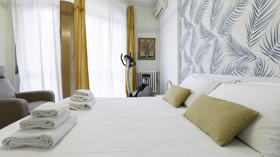 Room 4, Italianway - Uguzzone 21, Milano