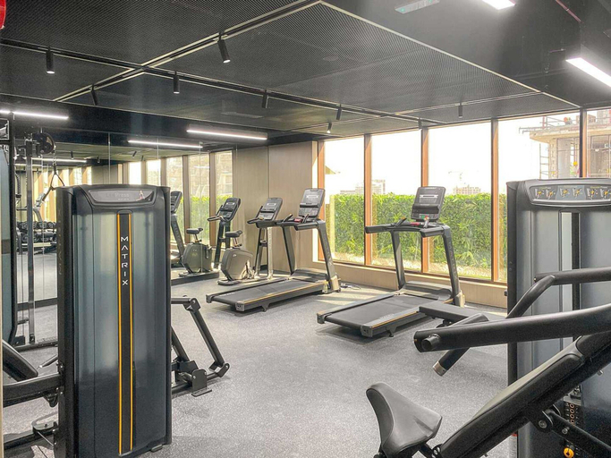 Room 4, Luxurious Stay in JVC With Rooftop Pool Gym, Dubai