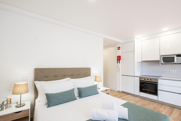 Others 4, Studio Pimenta - Short walk to the beach, Albufeira