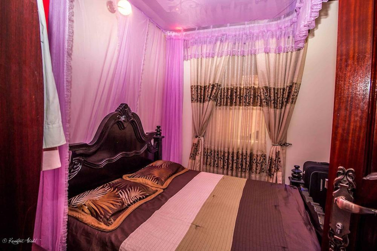 Others 5, Albert Suites, Entebbe