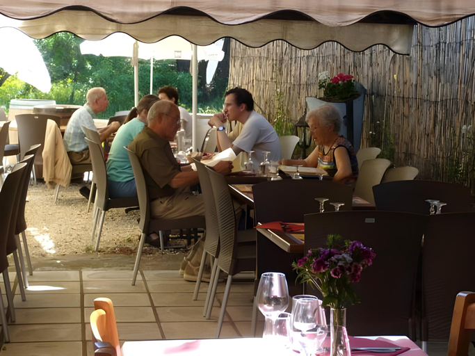 Food & Drinks 3, Chambres a la Table du Cure, Aude