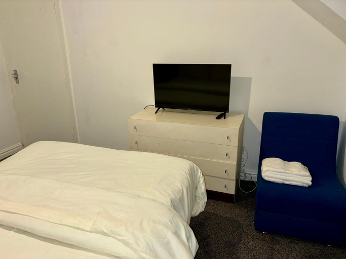 Bedroom 3, HomesRentals, Sandwell