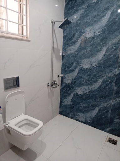 Bathroom 3, SKM Lodges, Islamabad