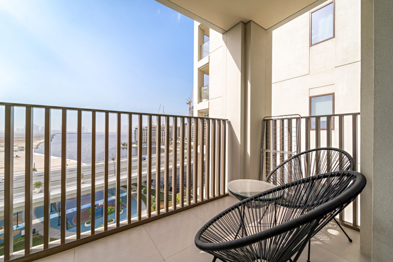 Room 2, Breeze at Creek Beach - 501 1BD, Dubai