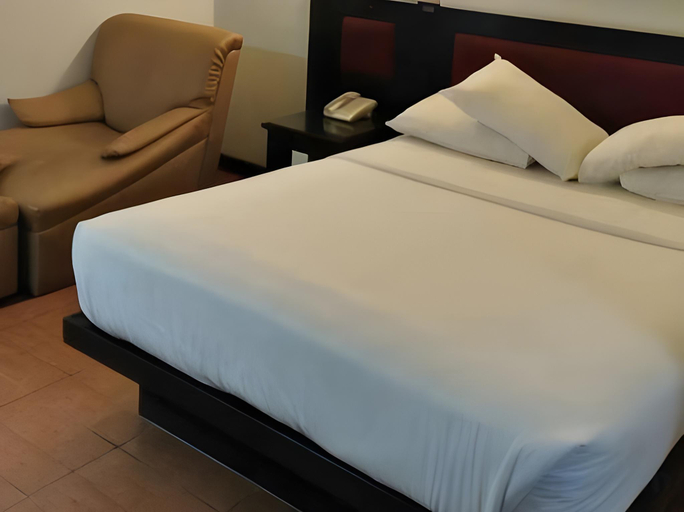 Others 3, Hotel K77, Dumai
