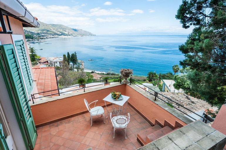 Others 2, Casetta Amelia With Seaview by Wonderful Italy, Messina