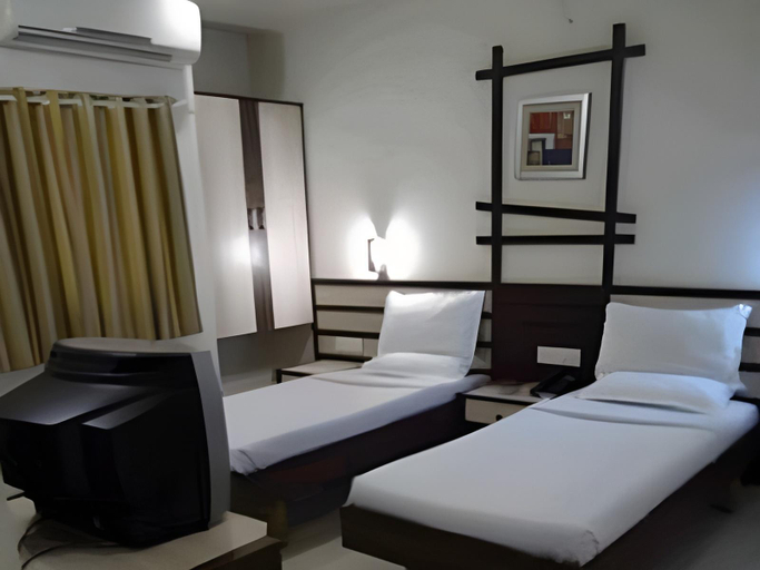 Bedroom 3, Hotel Airport Residency, Ahmadabad