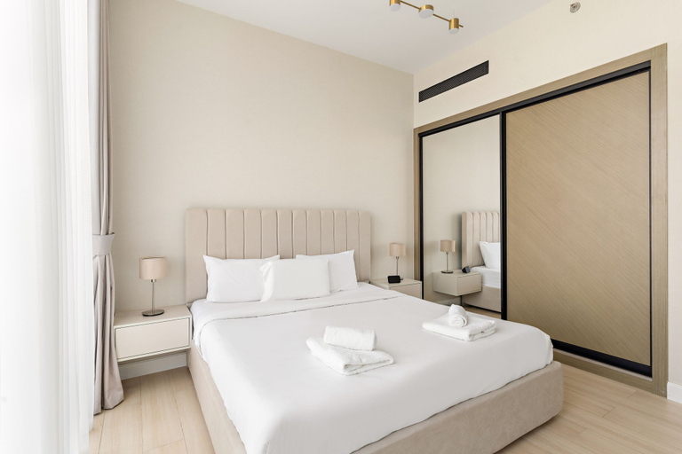 Room 5, Binghatti Crescent - 202 2BD, Dubai