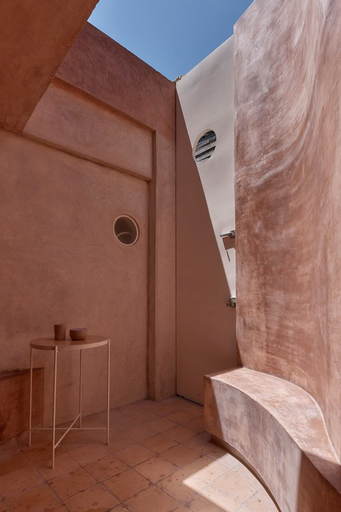 Room 4, Beige Jardin Conzatti Centro Diseno AC, Del Centro