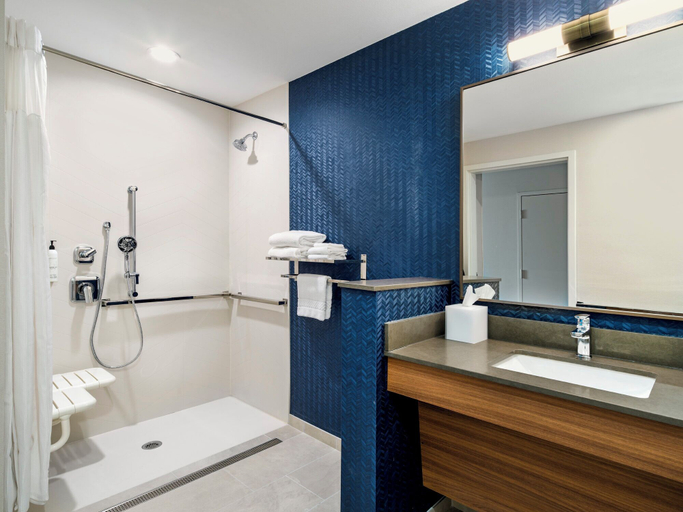Bathroom 4, Fairfield Inn & Suites Hanford, Kings