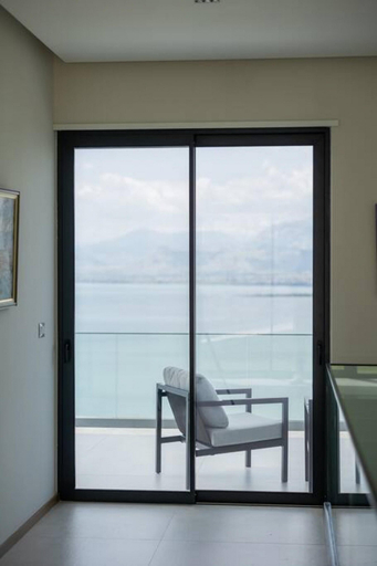 Room 2, The Luxury Villa Private Pool Lake View, Shkodrës