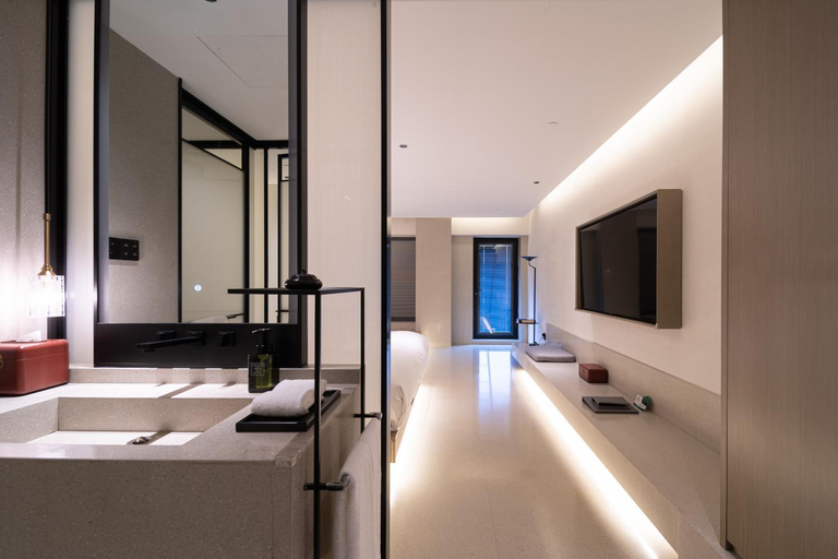 Bathroom 4, Qianzitong·First Seeing Hotel, Beijing