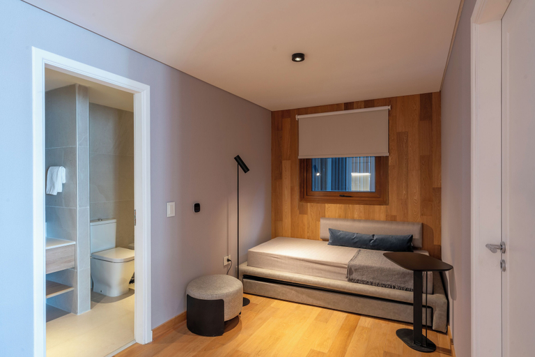 Bedroom 4, Radisson Blu Bariloche, Bariloche