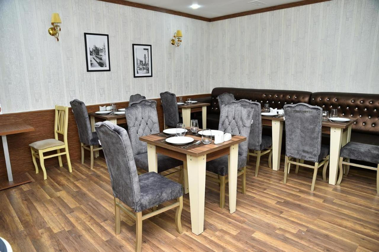 Food & Drinks 5, Boulevard Rigs Boutique Hotel, Baku