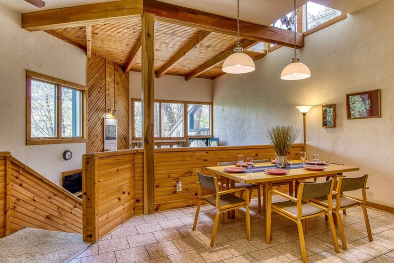 Room 4, Peace Serenity Relaxation in the Smokies, Sevier