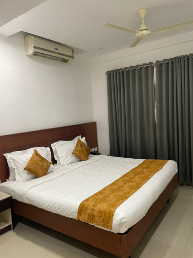 Bedroom 2, Kallada Sangeetha Hotels, Thrissur
