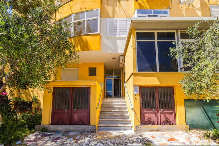 Room 2, Rooftop Apartment With Private Pool, Kavajës