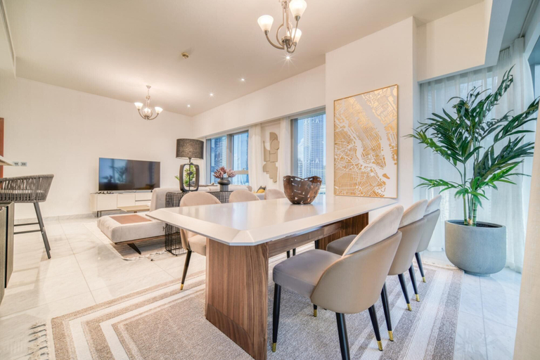Room 2, Modern Elegance w a New York Edge Difc Apt, Dubai