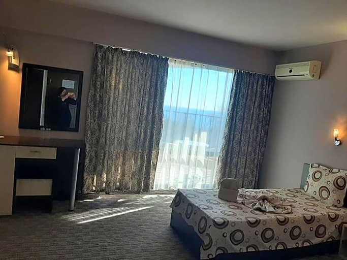 Bedroom 2, Hotel Silver - All Inclusive, Free parking, Varna