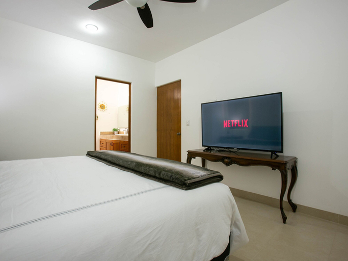 Room 2, Escapada Serena in Cabo San Lucas, La Paz