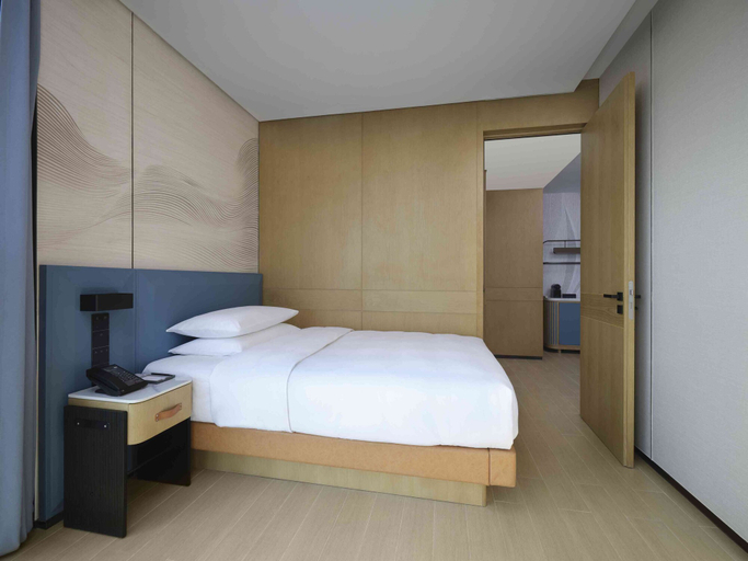 Bedroom 3, Beihai Marriott Resort, Beihai