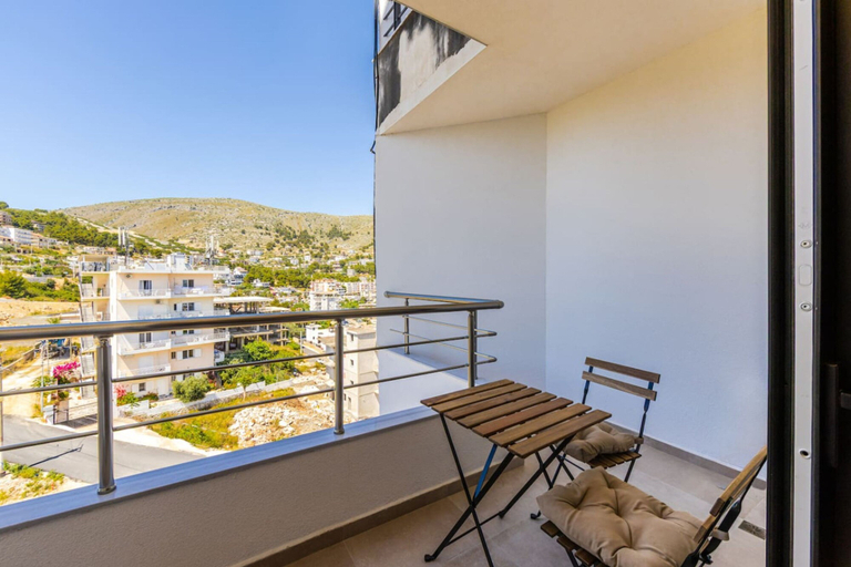 Room 4, Luxury Studio With Free Parking, Sarandës