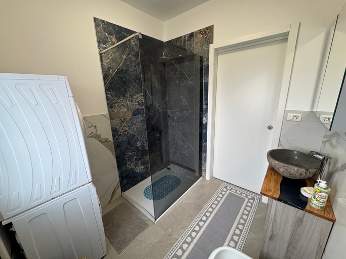 Others 4, Appartamento moderno Netflix & Free Parking, Padua