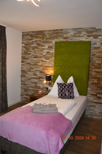 Bedroom 3, Landhotel Anna, Sankt Johann im Pongau