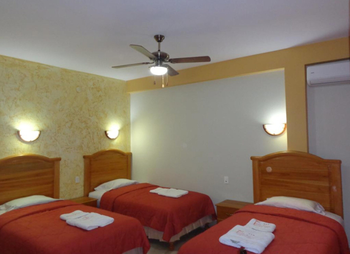 Room 4, Pampa & Selva Hotel, Abel Iturralde